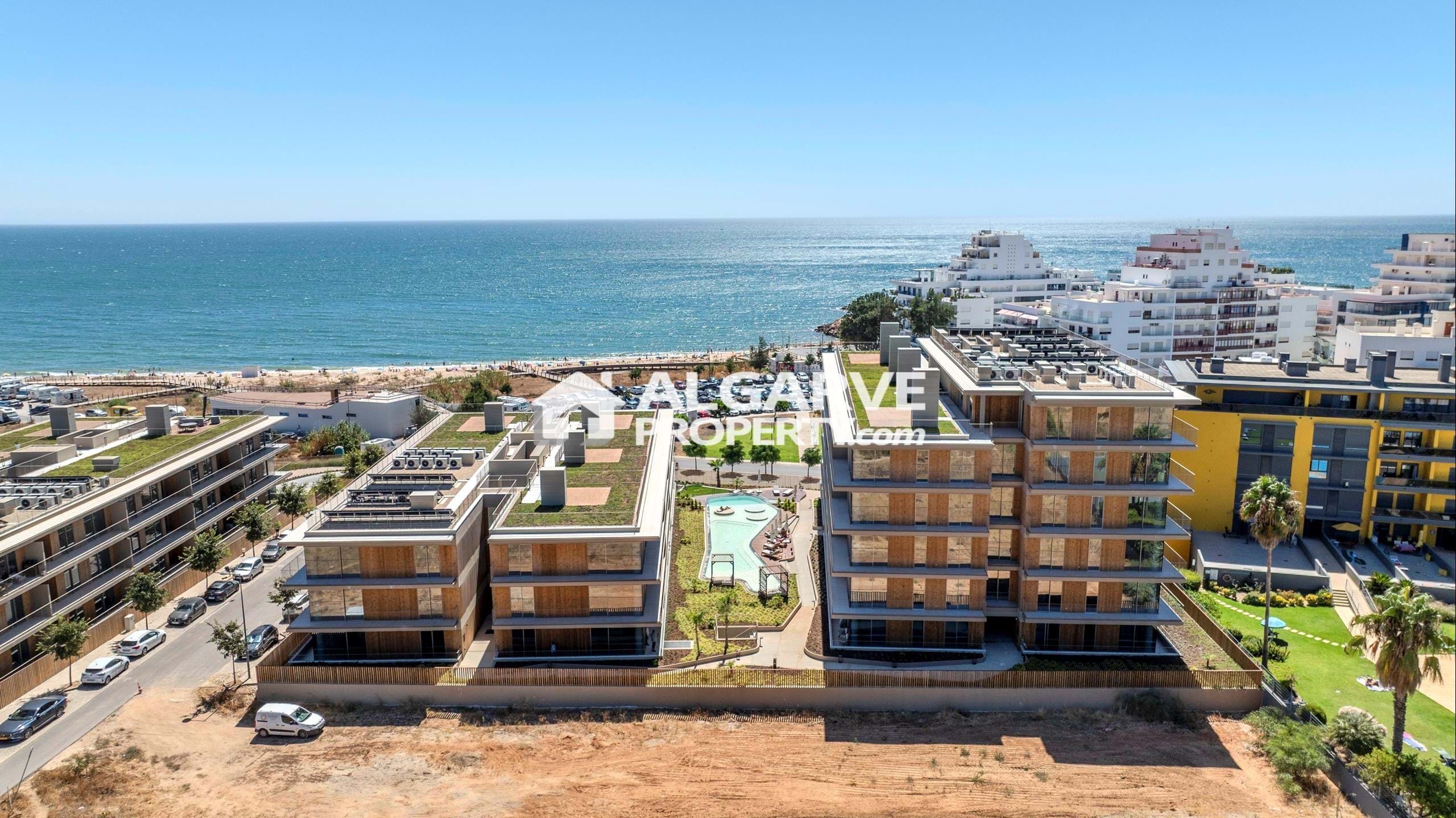 Apartment in Quarteira - view 1