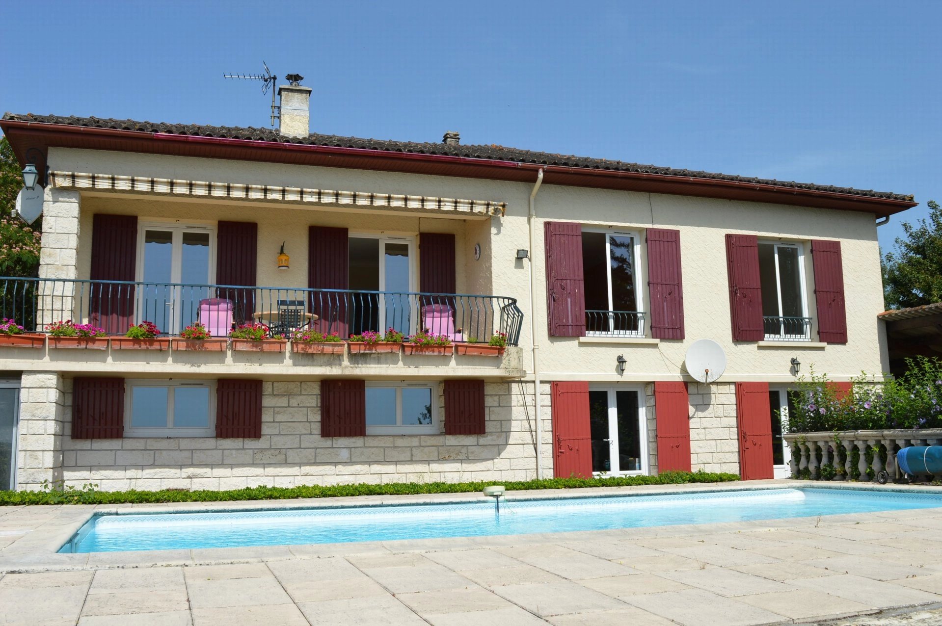 House in Eymet - view 1