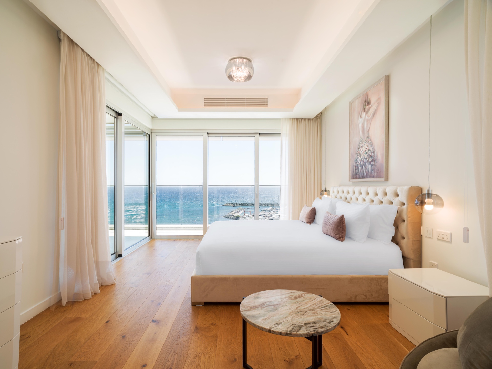 House in Kato Pyrgos - view 1