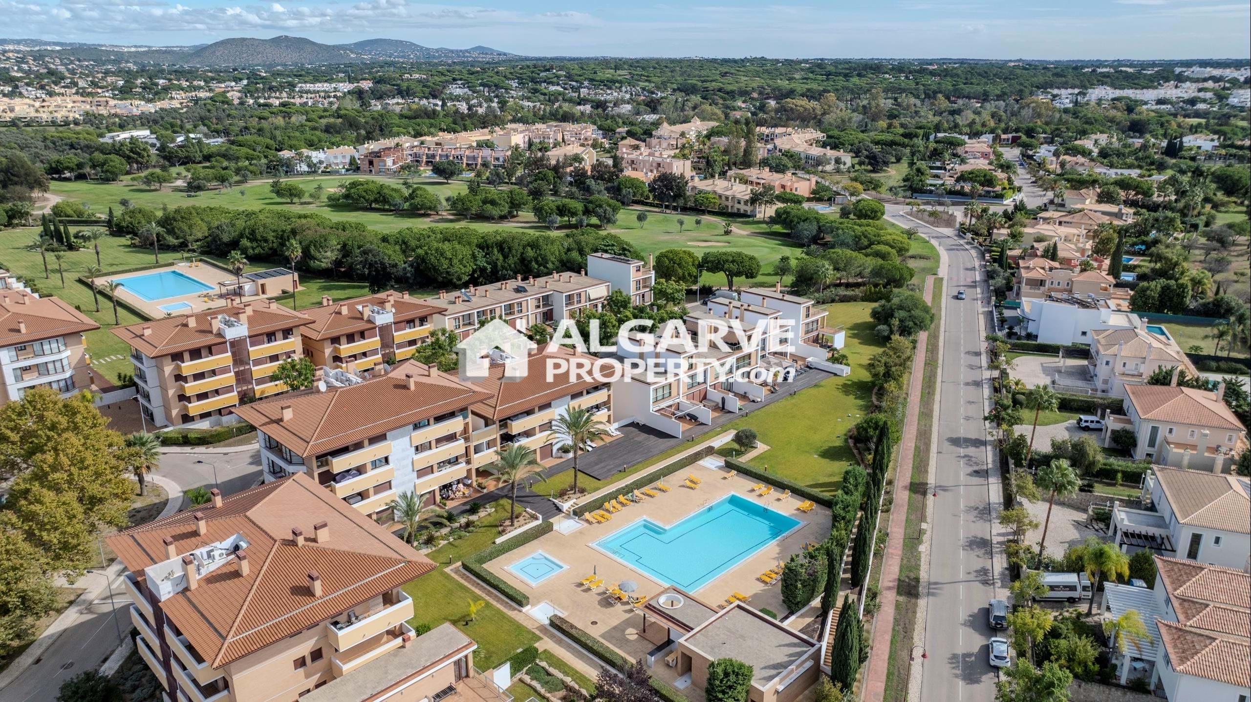 House in Quarteira - view 1