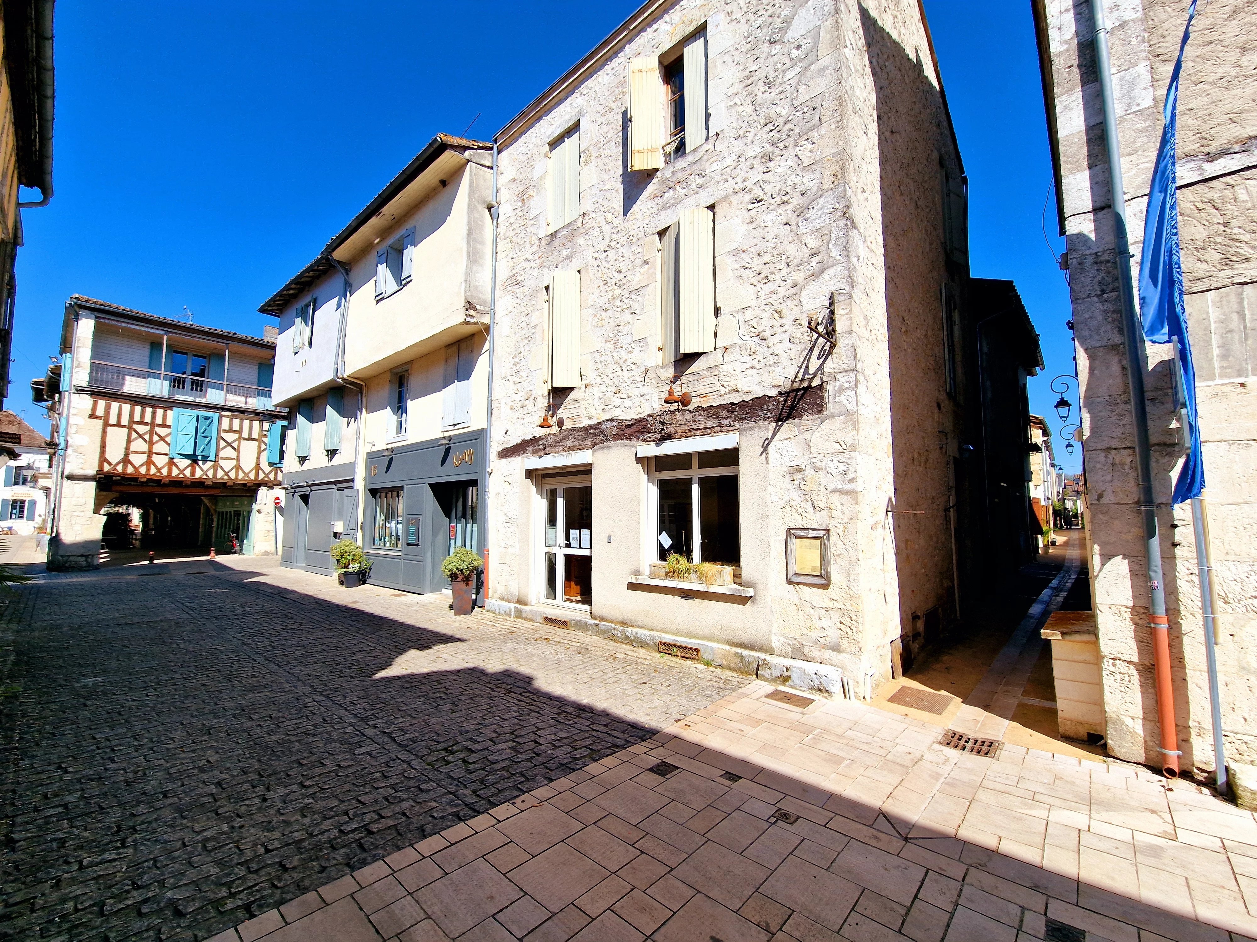 House in Eymet - view 1