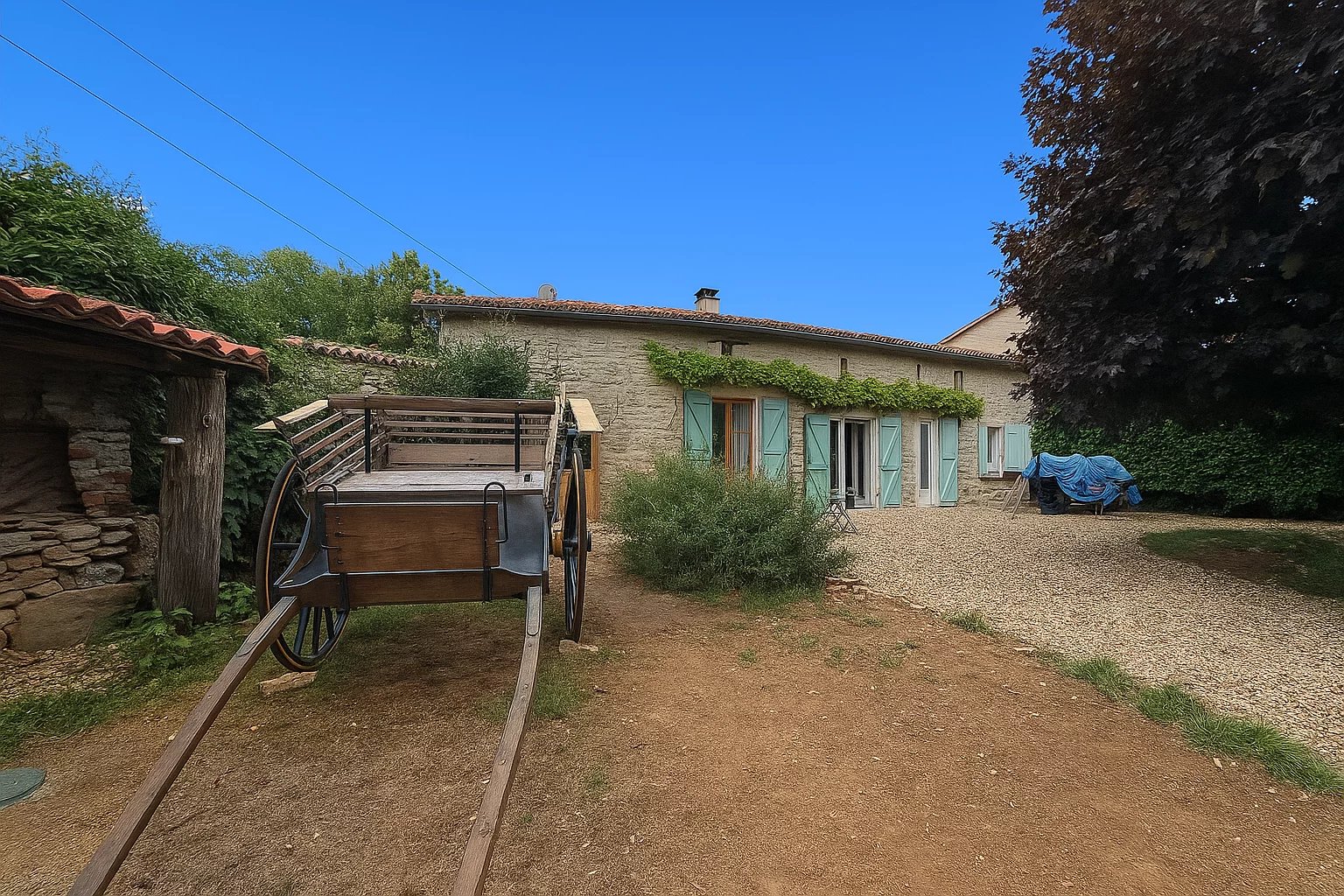 House in Barro - view 1