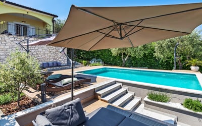 10 property features to keep your holiday home cool in a heatwave